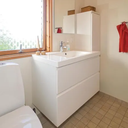Semesterbostad Three-bedroom Holiday In Farso *